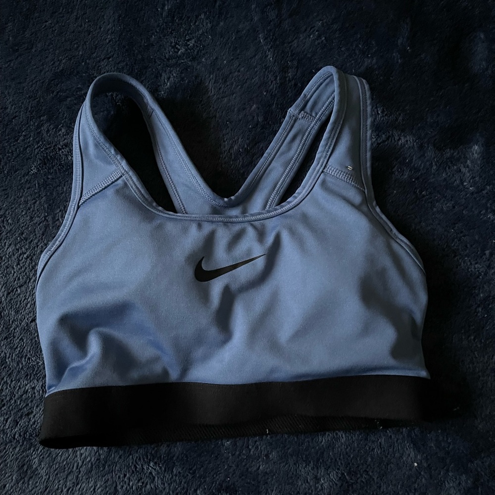 Nike sports bra in blue, XS